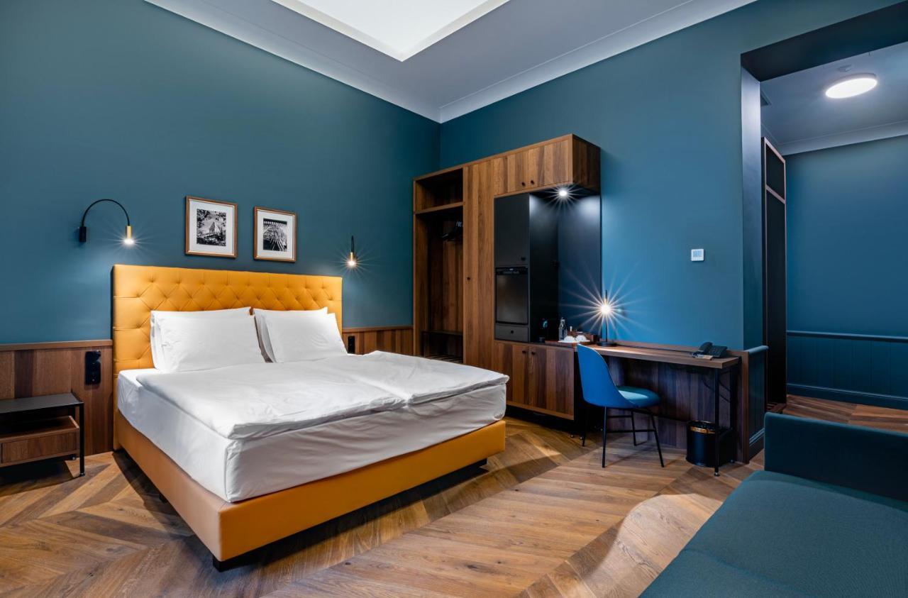 Palatinus Boutique Hotel Печ Экстерьер фото