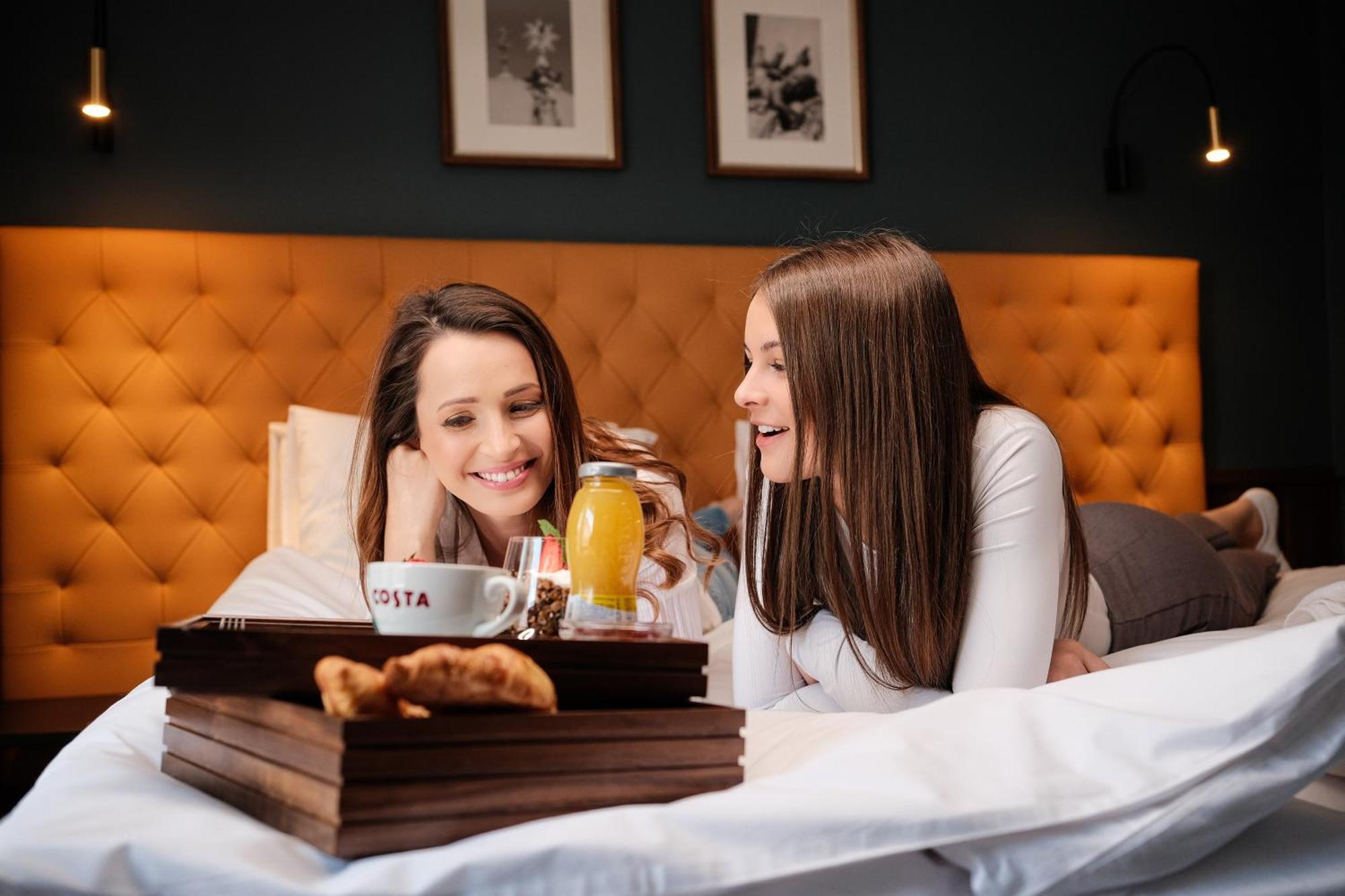 Palatinus Boutique Hotel Печ Экстерьер фото